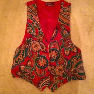 Vintage C.C. Magic by Toni Garment Vibrant Paisley Women's Vest